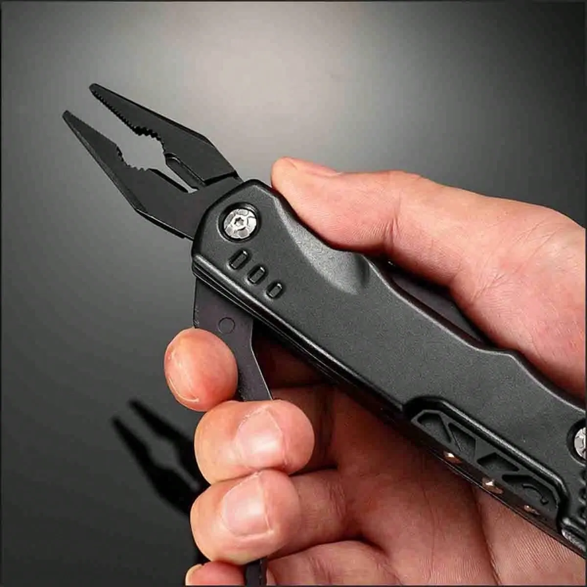 1pc Multifunctional Safety Hammer With Screwdriver, Foldable Pliers, Knife, Bottle Opener, And Emergency Escape Tool For Outdoor, Home, Water And Electrician, And Kitchen Use