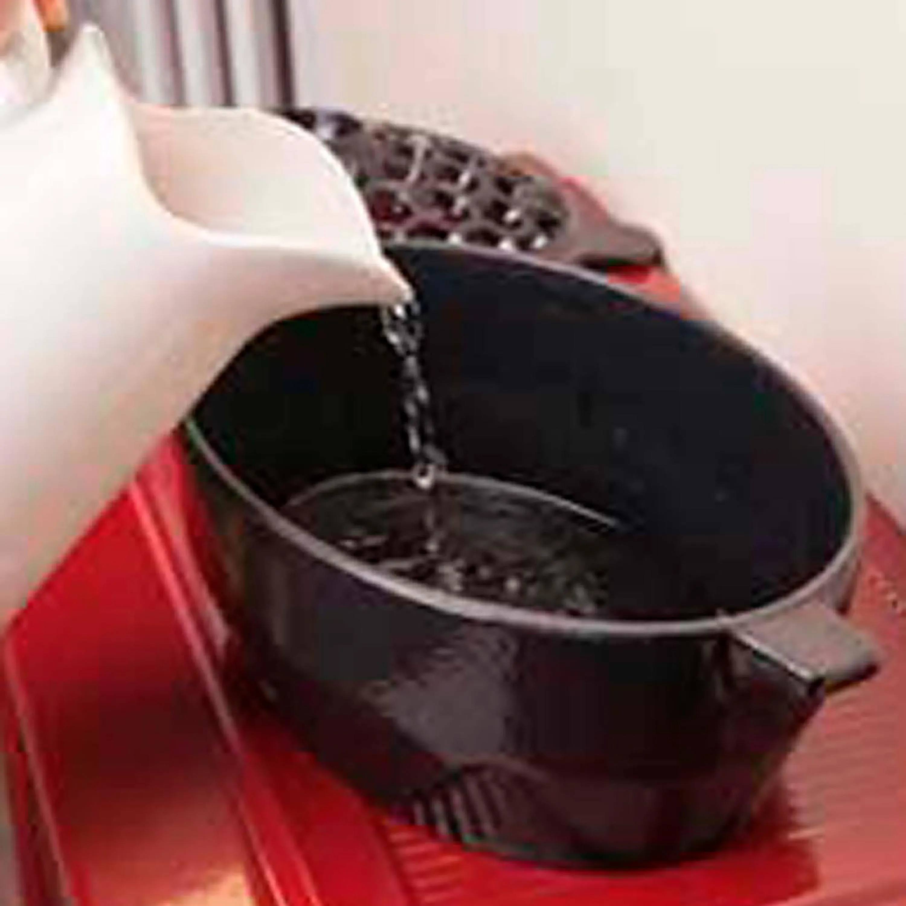 2.3 QT. Cast Iron Lattice Wood Stove Steamer
