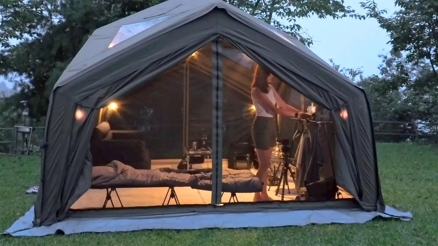 Coody | Rbm Outdoors Koala/Hub/Octopus Inflatable Tents for Camping with Stove Jack, 2/8/10 Person Luxury Canvas Blow Up Tent, 2 Room, Easy Setup Casa de Campaña, Large Inflatable House with Pump