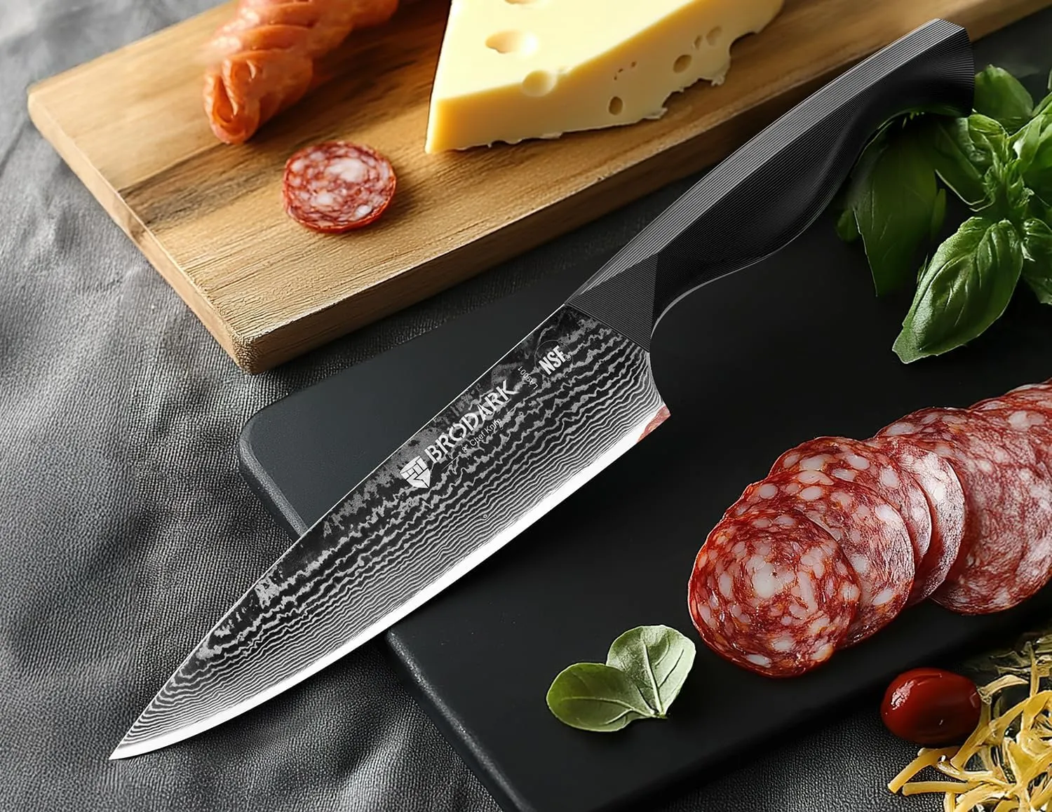 Damascus Chef Knife 8 Inch: Ultra Sharp Kitchen Knife, Japanese Knife with Full-Tang Ergonomic Handle, Cooking Knife for Home, Restaurant (Dark Horse Series)