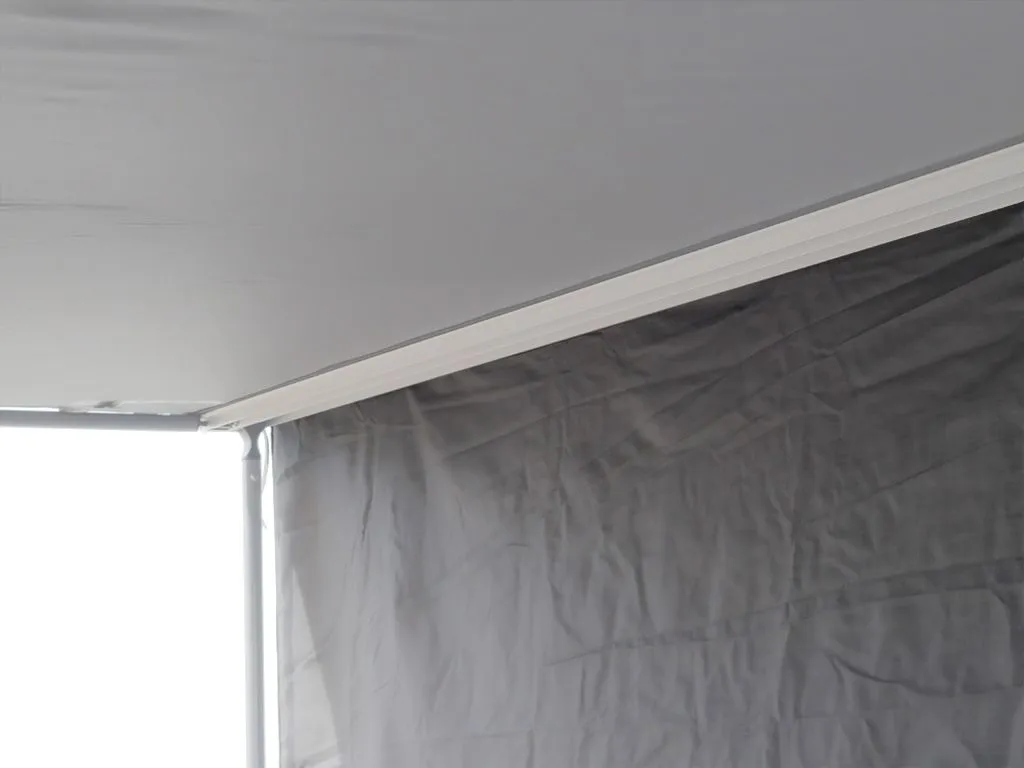 FRONT RUNNER Wind Break for 2.5M Awning / Front