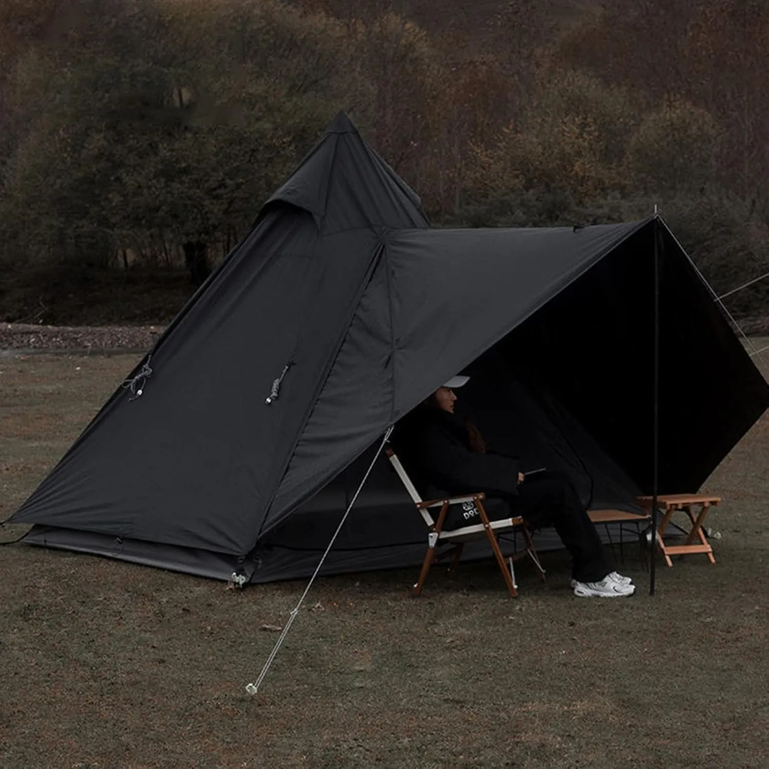 Outdoor Camping Tent, Cotton Canvas Pyramid Bell Tent, Double Layer Family Tent, Perfect for Backpacking, Camping, Hiking, Bushcraft, Travel, Winter Camping